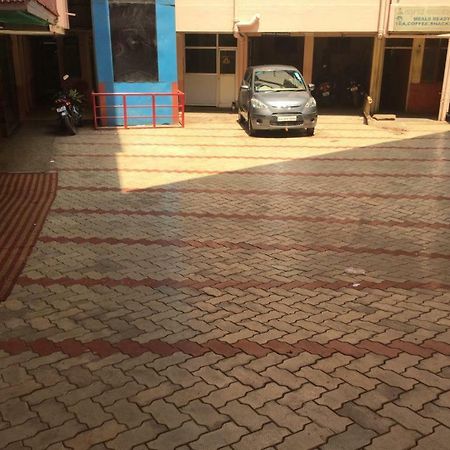Bharati Lodge Hubli Exterior foto